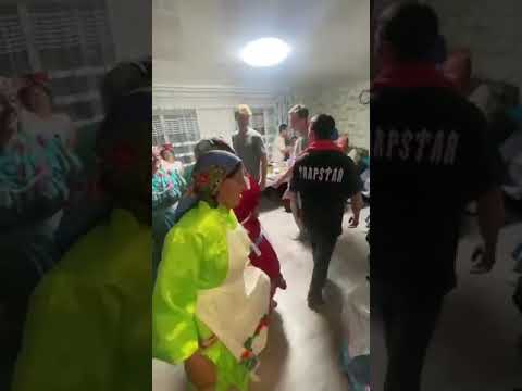 Видео: Удмурт эктон(удмуртский танец)