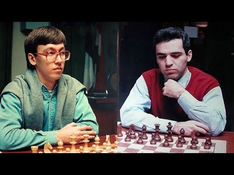 Видео: Шахматы. Камский - Каспаров. УЧЕБНАЯ АТАКА в староиндийской защите!