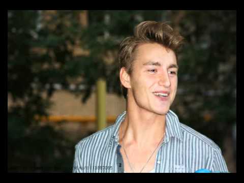 Видео: Алексей Воробьев-Я люблю его.WMV