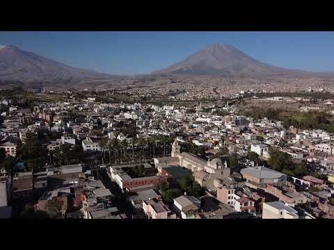 Видео: Arequipa, Peru. City in the desert // Арекипа, Перу. Город в пустыне