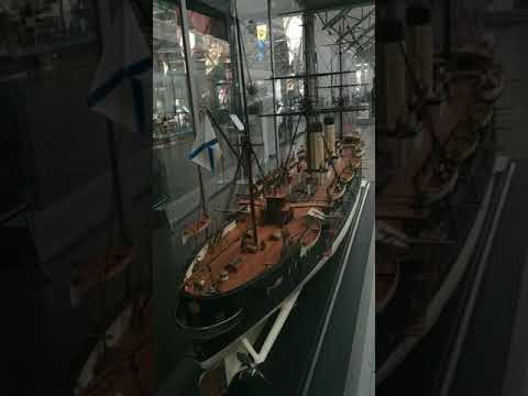 Видео: Модель броненосного крейсера "Рюрик". Рассказывает лектор-экскурсовод ЦВММ Дмитрий Попарев