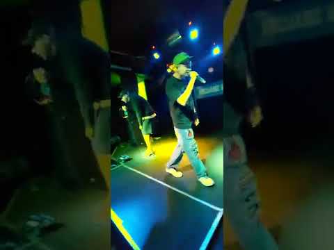 Видео: OXXXYMIRON - Празднуй (15.03.2022 Стамбул)