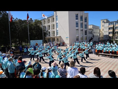 Видео: лагерь вдц алые паруса в Евпатории варилэнд, variland