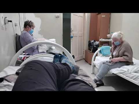 Видео: Как я лежала в больнице, в другом городе/Пневмония страшное дело🙄Жутко в больнице