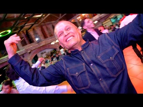 Видео: Таджикская свадьба в ресторане  "Маркштадт" (Челябинск). Туй Дар.