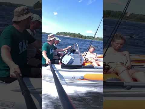 Видео: Мореходность риба Торнадо 430 на Ладоге! Лодка под мотор 9,9 #short