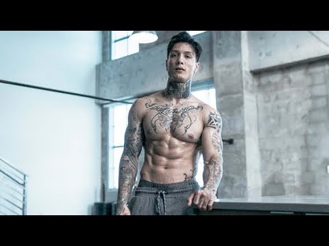 Видео: Крис Хериа и GymFit INFO. Как произошло их знакомство?