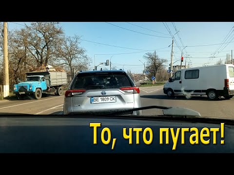 Видео: НЕ РАБОТАЕТ СВЕТОФОР, КОЛЬЦО, ДВА СЛОЖНЫХ ПОВОРОТА НАЛЕВО! Дорожные ситуации по пути на СТО.