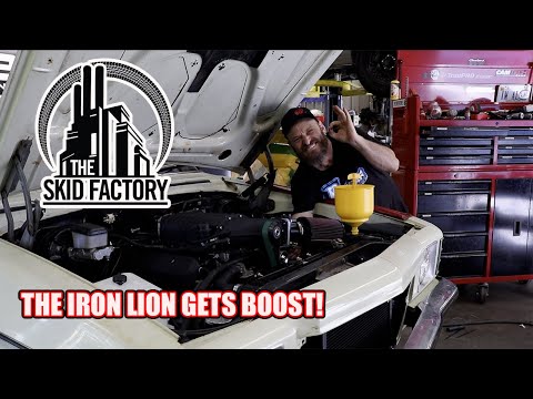 Видео: Холден Кингсвуд получает усиление! — The Skid Factory