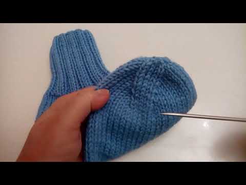 Видео: КАК ВЯЗАТЬ МЫСОК НОСКА    ПРОСТОЙ ЛЕНТОЧНЫЙ МЫСОК\HOW TO KNIT A TOE SOCK SIMPLE RIBBON TOE