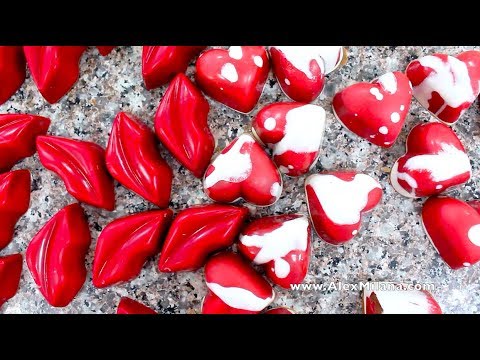 Видео: Корпусные конфеты ГУБЫ ЧИЗКЕЙК / Chocolate Bonbons