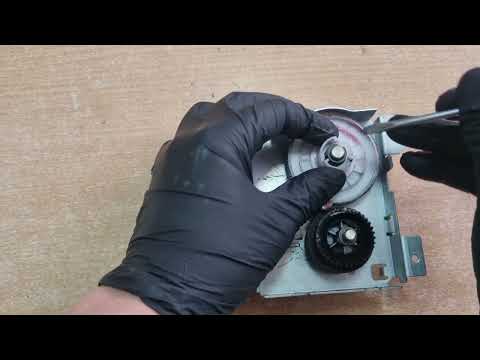 Видео: Kyocera P3145dn. Треск, свист, шум. Постоянное замятие бумаги.