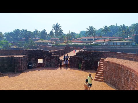 Видео: ГОА-24г. Кандолим. Отель "Santana Beach Resort". Иду по пляжу в форт Агуада. Форт Агуада.