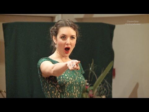 Видео: МУСОРГСКИЙ В углу (вок. цикл "Детская") - Кристина Безносова меццо-сопрано /Mussorgsky "The Nursery"