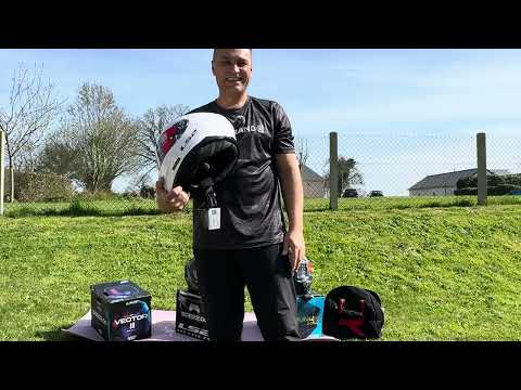 Видео: Storm2 vs Vector2 vs Thunder GP Pro. Обзор шлемов от LS2.
