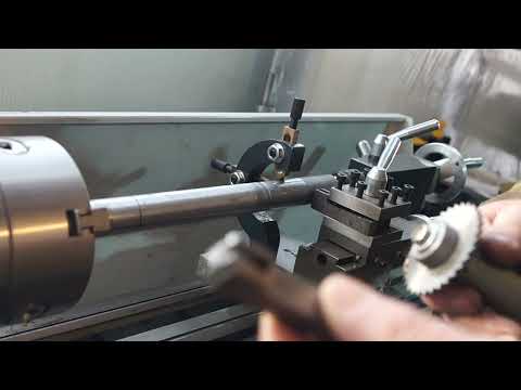 Видео: WM 210-600 накатка рифления на вал.