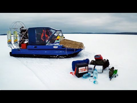 Видео: УЕХАЛ ЖИТЬ НА ЛЁД в глушь. Здесь ТОННЫ РЫБЫ и совсем нет людей! Попал в ЗИМНЮЮ СКАЗКУ!