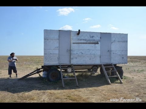 Видео: ООО Волгоград Эдильбай. Условия жизни и быта чабана на летней стоянке.