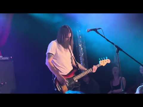 Видео: джинсы тарковского - Атлантида