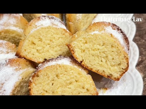Видео: САМЫЙ ВКУСНЫЙ МАННИК на кефире без яиц! Мягкий и рассыпчатый!
