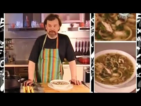 Видео: Домашняя КУРИНАЯ ЛАПША с шампиньонами. Мужская еда с Андреем Бугайским. Выпуск №13