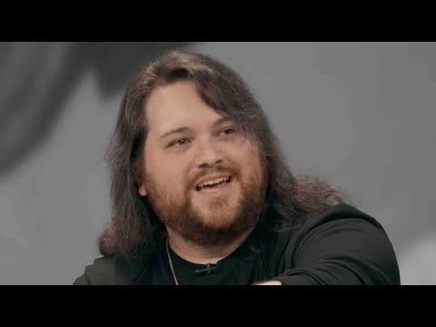 Видео: Вольфганг Ван Хален наносит ответный удар Дэвиду Ли Роту