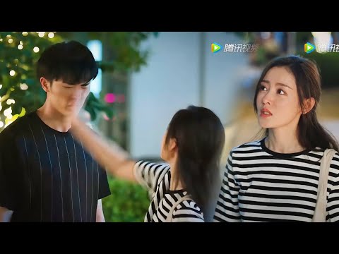 Видео: Муж сошел с рельсов и пытался удержать жену, жена сердито дала ему пощечину, муж запаниковал!