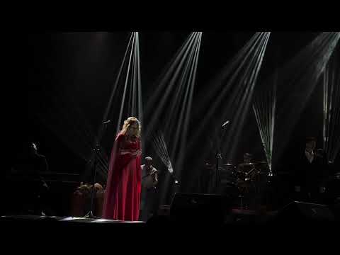 Видео: Антон и Виктория Макарские - « Птицы»