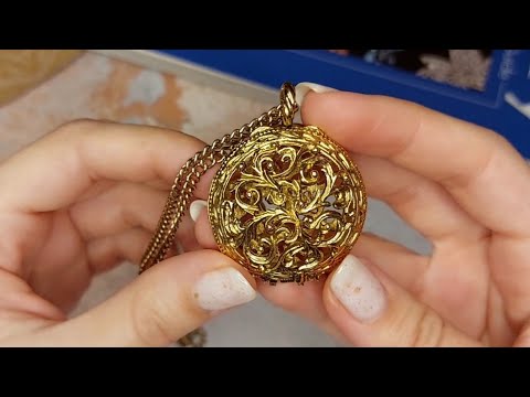 Видео: Розпаковка вінтажних прикрас на шию, шикарні знахідки! Avon, Peru, Monet. Ч.1