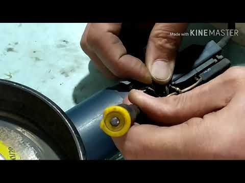 Видео: Болгарка Бош начали плавать обороты,ищем причину.