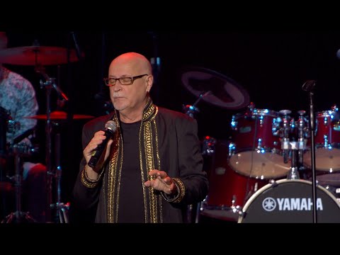 Видео: СИГНАЛ - СЪЖАЛЯВАМ (LIVE)