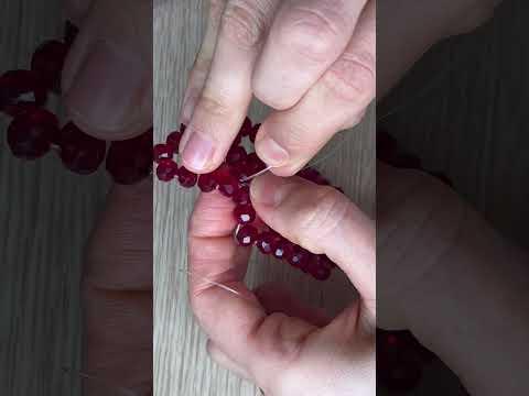 Видео: Мастер класс на сумочку из бусин в форме выпуклого сердца.#beadsbag #tutorial #diNur_bag #fyp