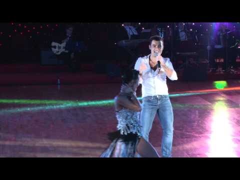 Видео: Юрий Титов и Дина Ахметгареева "Понарошку"