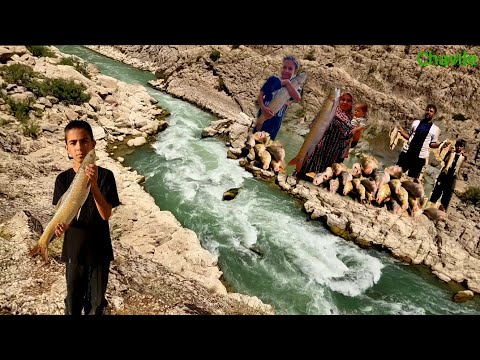 Видео: Рыбалка в холодной горной воде | Удивительный метод традиционной рыбалки кочевой семьи