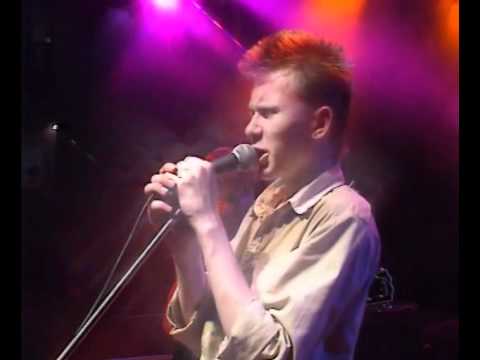 Видео: Младшие братья - Вода окраин (1988)