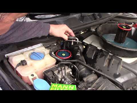 Видео: Замена топливного фильтра VW Touareg TDI