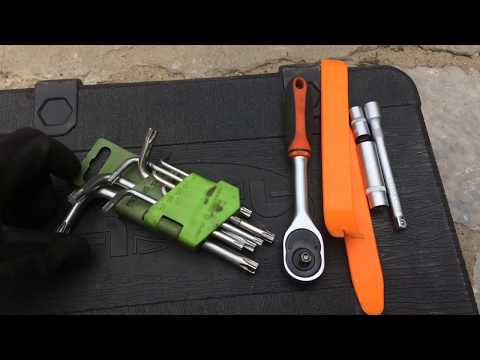 Видео: Снятие ограничителя задней двери.