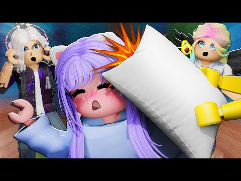 Видео: СИМУЛЯТОР БИТВЫ ПОДУШКАМИ! Roblox Pillow Fighting Simulator