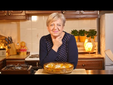 Видео: Homemade Moussaka / Домашна Мусака | Mama Rose / Мама Роуз