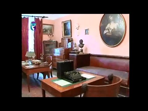 Видео: Музей-квартира писателя Алексея Николаевича Толстого