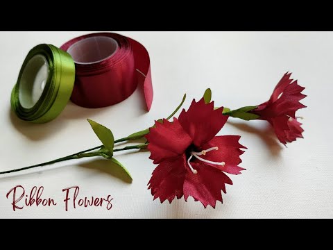 Видео: Сделай сам |  Как легко сделать цветок из красной гвоздики из атласной ленты