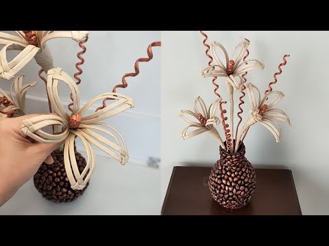 Видео: Сделай Сам - Как сделать красивый декоративный цветок из газет.