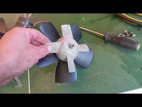 Видео: москвич 407 на каждый день  установка моторчика печки от ваз 2101