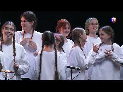 Видео: Выкса-ТВ: "Бонд с кнопкой" и хор Полины Будановой.