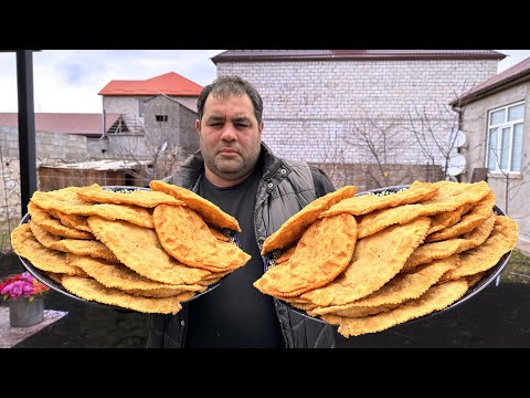 Видео: Самый лучший Чебурек. Сочный и хрустящий рецепт теста!