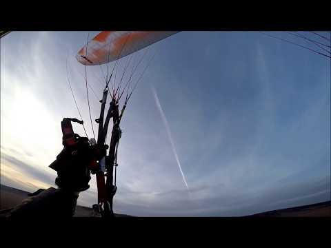 Видео: Осенние полеты на мотопараплане. Тренировка. Иркутская область