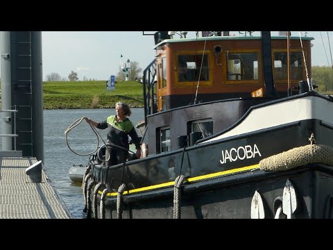 Видео: КОЛЫБЕЛЬНАЯ МАШИННОГО ОТДЕЛЕНИЯ (48) - Deutz VM 145 на борту «Якобы»