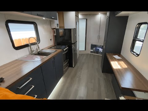 Видео: Переоборудование грузового прицепа