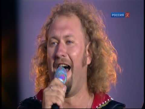 Видео: Ой, то не вечер - Бабкины внуки - Красная площадь Russian folk music | Oh, it's not evening