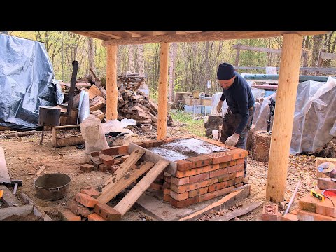 Видео: СТРОИМ КИРПИЧНУЮ, МНОГОФУНКЦИОНАЛЬНУЮ, УЛИЧНУЮ ПЕЧЬ И МНОГО ЧТО ДРУГОЕ.